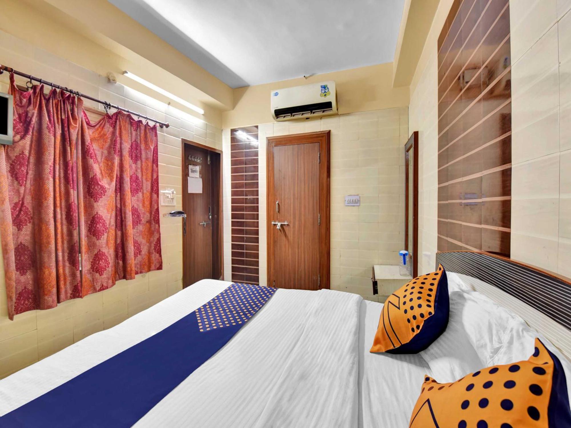 Oyo 85212 Hotel Vaibhav Ajmer Buitenkant foto