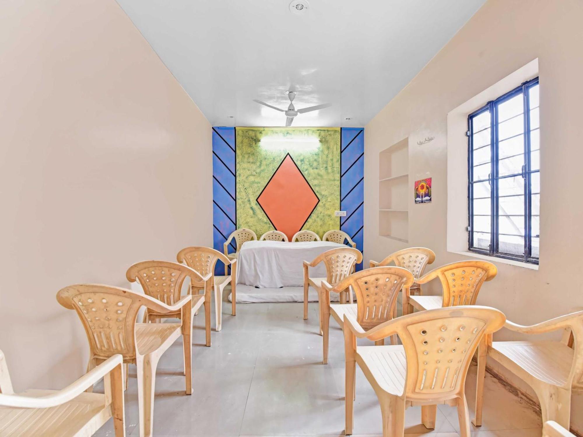 Oyo 85212 Hotel Vaibhav Ajmer Buitenkant foto